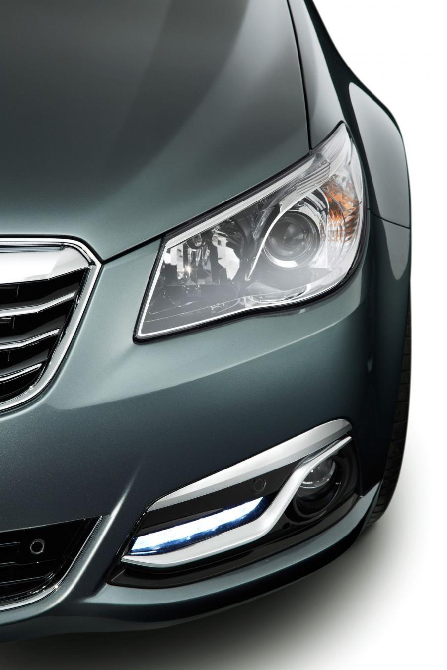  Holden VF Commodore Calais V 2013 года  (фото 6 из 22)